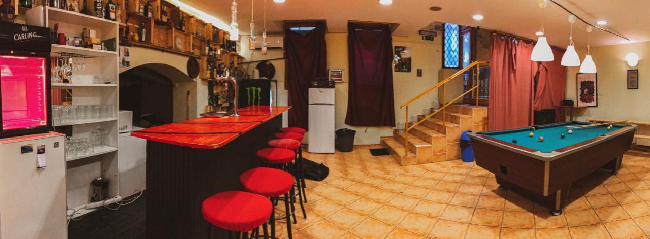 Whole Basement Former Pub3 For Bachelor / Bachelorette Party Budapeste Exterior foto