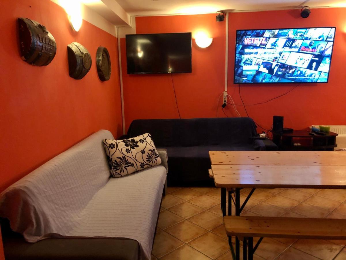 Whole Basement Former Pub3 For Bachelor / Bachelorette Party Budapeste Exterior foto